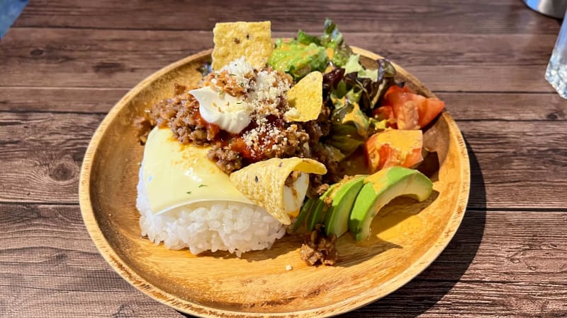 Brooklyn Stand dining+cafe（ブルックリン スタンド ダイニング プラス カフェ）