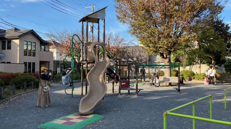 瀬谷駅北口公園