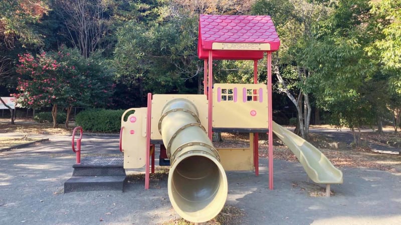 草舞台公園