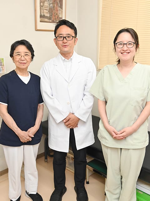 院長 小林 格、　　　　副院長 小林 雅子、　　　小林 紘、    松嶋 茉莉