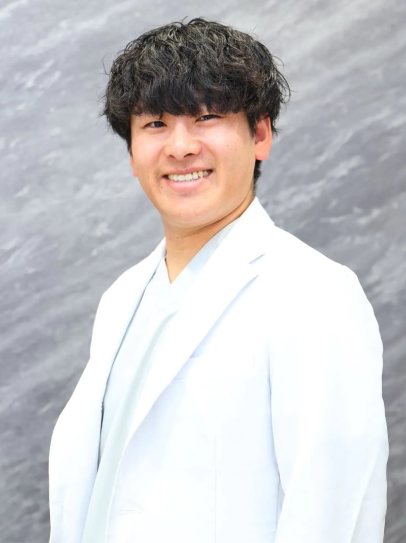 牧 晋太郎 院長