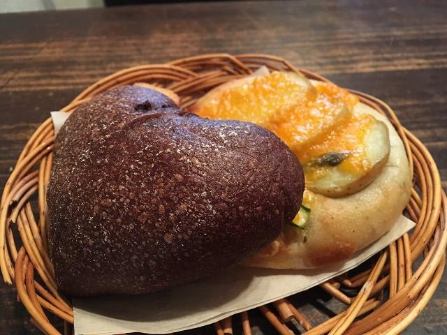 カフェ＆ベーカリー『穂の香』