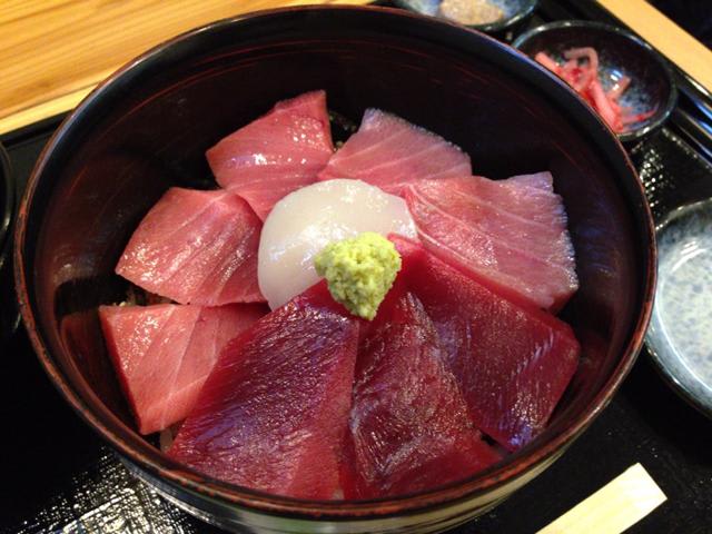 まぐろ専門店まぐろ