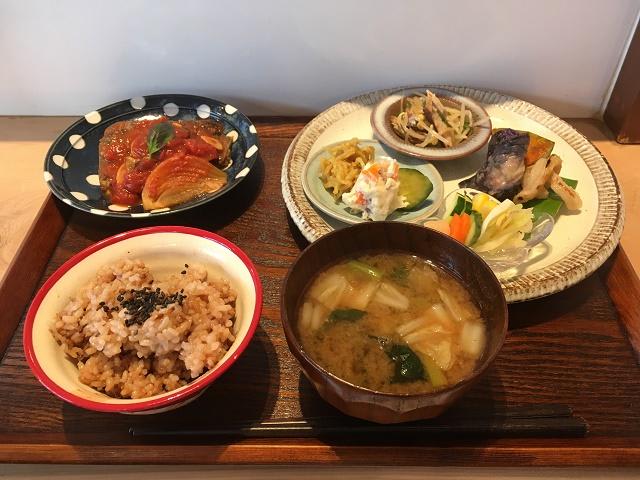 ゆたかな食堂