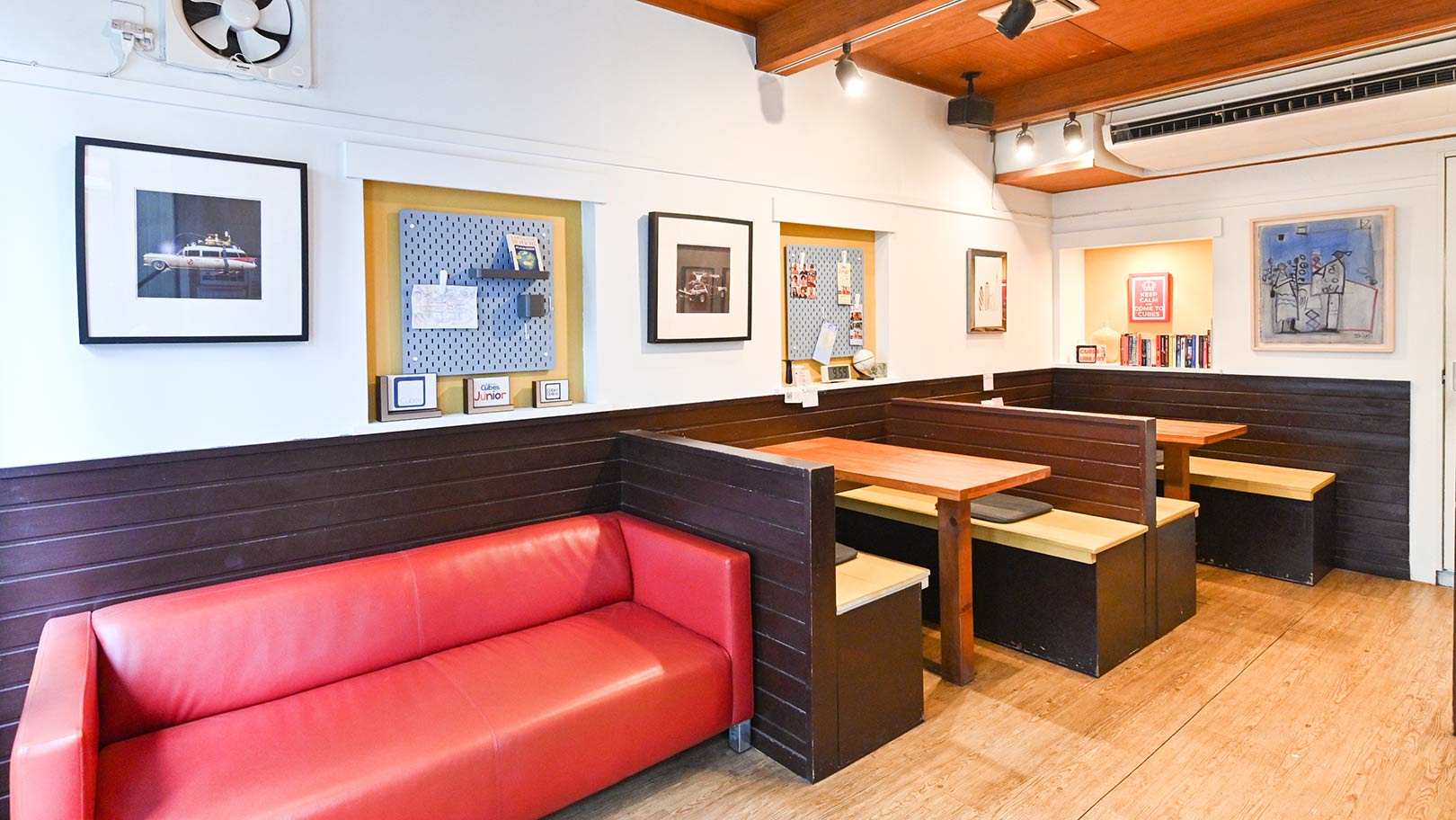 Cubes English Language Cafe（キューブズ イングリッシュ ランゲージ