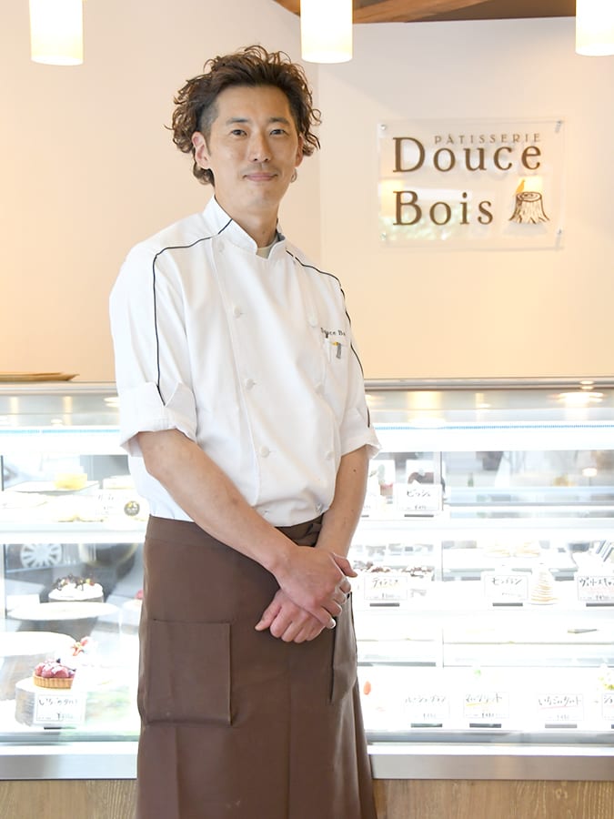 PATISSERIE Douce Bois（パティスリー ドゥース ボア） 高瀬 洋平 オーナーシェフ