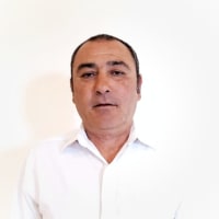 Zaur  K