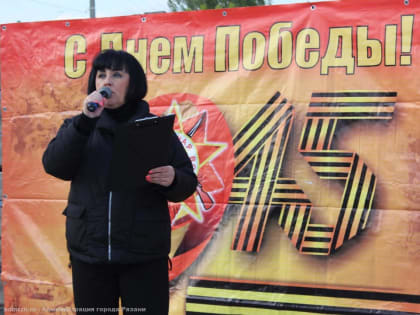 В преддверии 9 мая в поселке Семчино прошел праздничный концерт