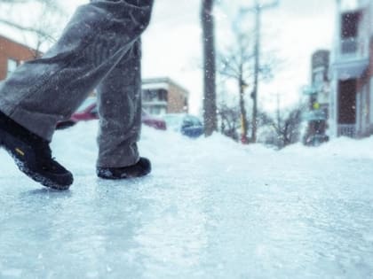 МЧС Рязанской области выпустило метеопредупреждение из-за ледяного дождя