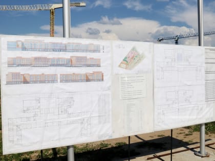 Депутаты Рязанской Гордумы побывали на строительстве школы в Семчино