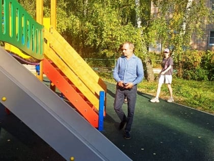 Праздник двора: Открытие новой детской площадки в Черновцах