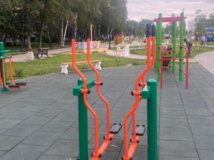 В Рязани завершают благоустройство сквера Бирюзова