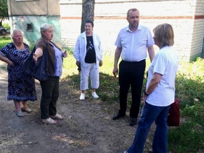 Андрей Кашаев встретился с  жителями улицы Нахимова