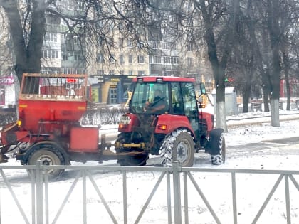 В Рязани продолжаются работы по уборке и благоустройству