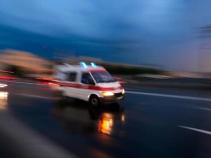 В Дашково-Песочне из окна многоэтажки выпала пенсионерка