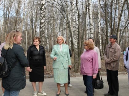 Татьяна Панфилова: «Под контролем депутатов и представителей администрации мы сделаем  парк имени Гагарина современной зоной отдыха»