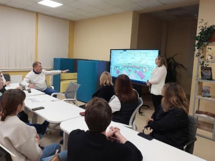 Павел Аверин принял участие в обсуждении второго этапа благоустройства сквера «Быстрец»