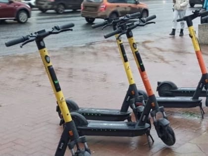 Жители Рязани смогут пожаловаться на электросамокатичков в чат-боте