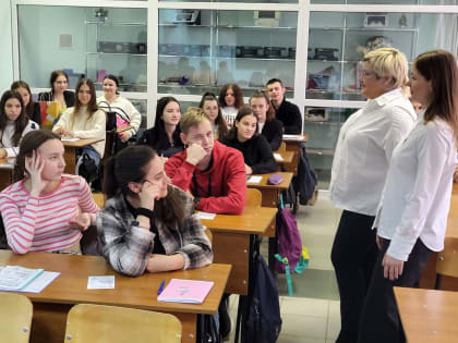 В Рязани работодатели пригласили учащихся колледжа на практику