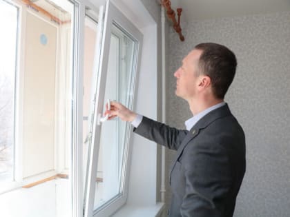 Депутаты городской Думы осмотрели квартиры, закупленные для детей-сирот