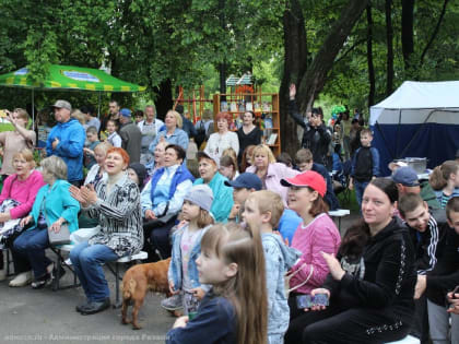 В Новопавловской роще состоялся праздник, приуроченный к Международному дню соседей