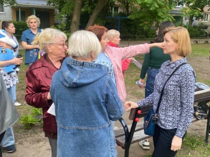 Елена Акимкина встретилась с жителями округа №14