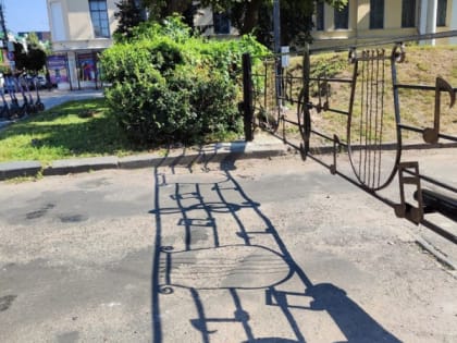 Ворота в виде нотного стана установили в центре Рязани у филармонии