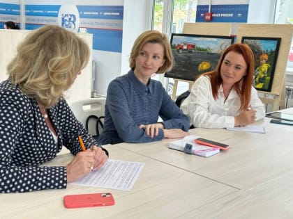 Елена Синица в качестве наставника встретилась с участниками предварительного голосования