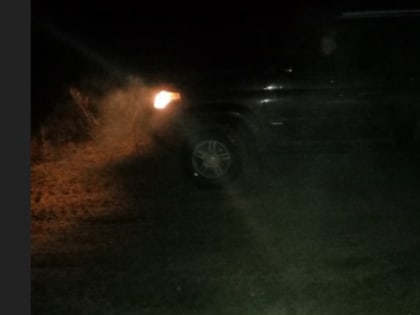 Волонтеры вытащили застрявшую машину семейной пары из Рязани