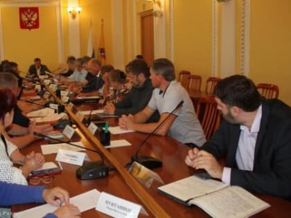 И.о. мэра Рязани Виталий Артемов провел встречу с активистами ТОС