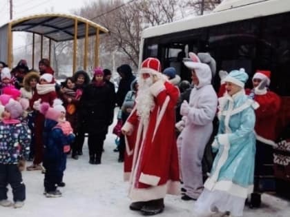 «Забавный Морозобус» продолжает путешествие по улицам города