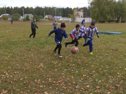 Турнир по футболу «Кожаный мяч»