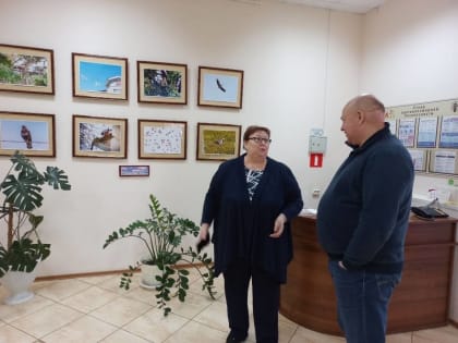 Андрей Красов передал книги по краеведению в межпоселенческую библиотеку имени Н.С. Гумилева