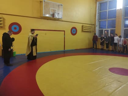 Михайловской детско-юношеской спортивной школе состоялось благословение спортивных помещений и инвентаря