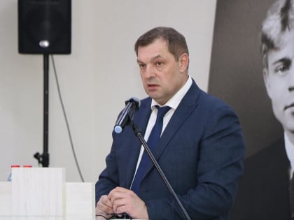 Глава администрации города Рязани Виталий Артемов выступил перед жителями с публичным отчетом