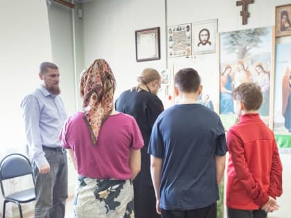 Представители Благотворительного общества  Вознесенского храма посетили Центр временного содержания для несовершеннолетних правонарушителей