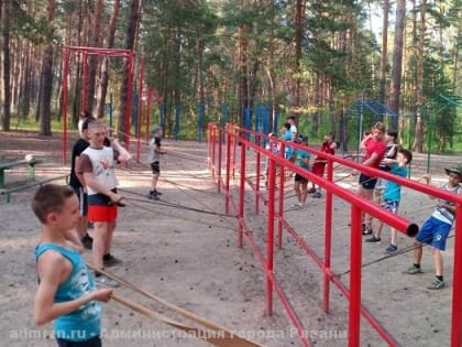 Шестьдесят воспитанников спортшколы «Антей» отправились на отдых в лагерь «Смена»