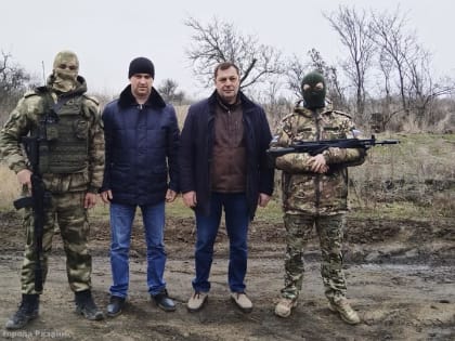 Глава администрации Рязани Виталий Артемов встретился с бойцами и командирами двух сформированных в Рязани полков, расположенных в Херсонской и Запорожской областях