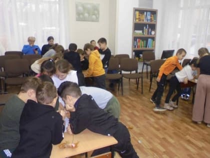 Бал осенних листьев