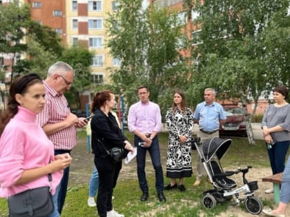 Антон Астафьев: «Будем держать на депутатском контроле каждый этап подготовки и установки детской площадки»