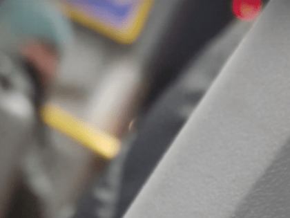 В Рязани маршрутчик отказался ехать из-за оплатившей проезд льготной картой мужа женщины