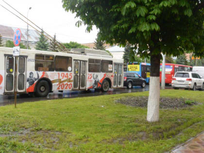 Пробки в Рязани: неисправный светофор создал затор