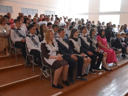 «Последний звонок» в школе села Глядково Сасовского района
