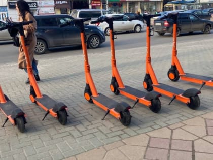 На Первомайском проспекте в Рязани электросамокат сбил ребенка на тротуаре