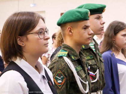 В Центральной городской библиотеке имени С.А. Есенина прошла церемония вручения паспортов в рамках акции «Мы – граждане России!»