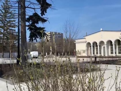 В Торговом городке красят фасад павильона «Рязань»