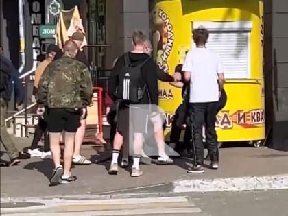 На площади Победы в Рязани произошла драка