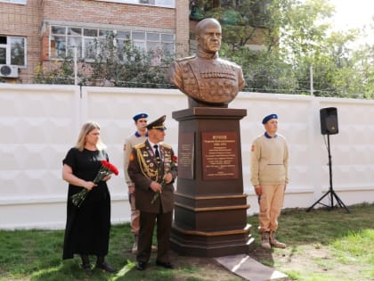 Аллея великих русских полководцев открыта в Рязани