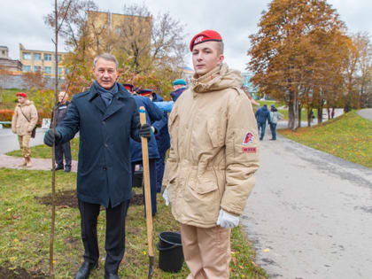 Аркадий Фомин поддержал патриотическую акцию «Аллея Памяти»