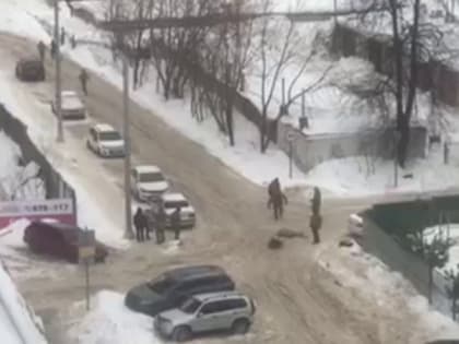 В Рязани произошла массовая драка мужчин в камуфляже